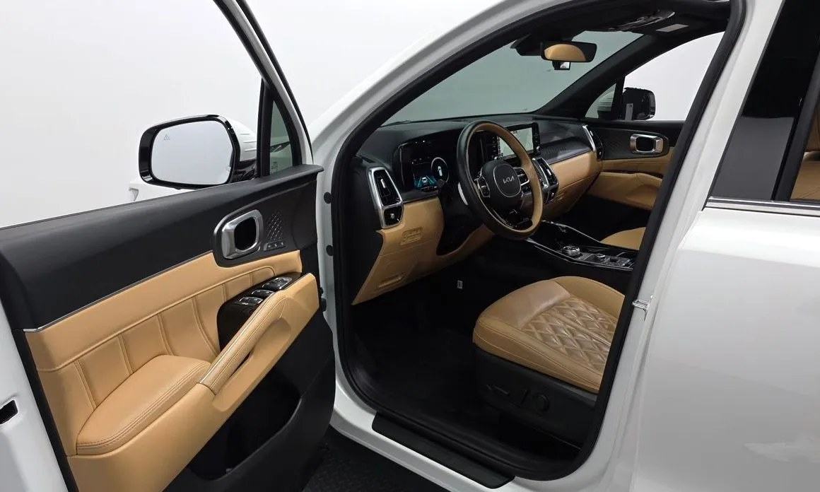 Kia Sorento — фото 7