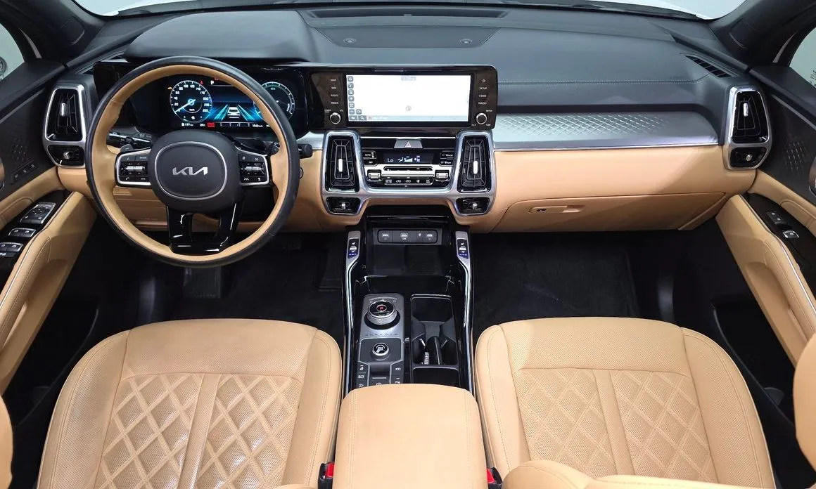 Kia Sorento — фото 8