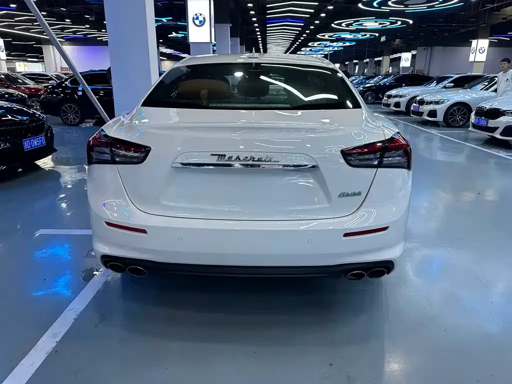 Maserati Ghibli — фото 7
