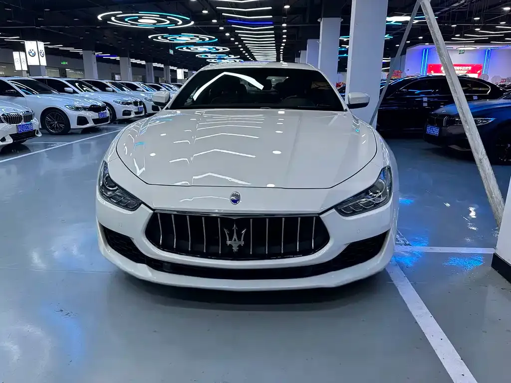 Maserati Ghibli — фото 6