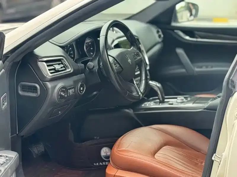 Maserati Ghibli — фото 5