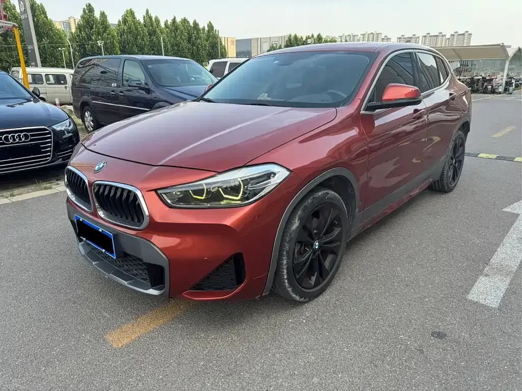 BMW X2