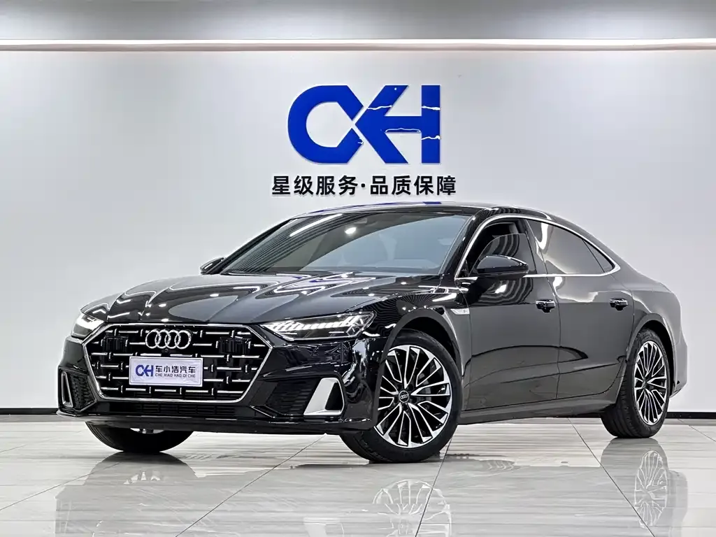 Audi A7L — фото 1