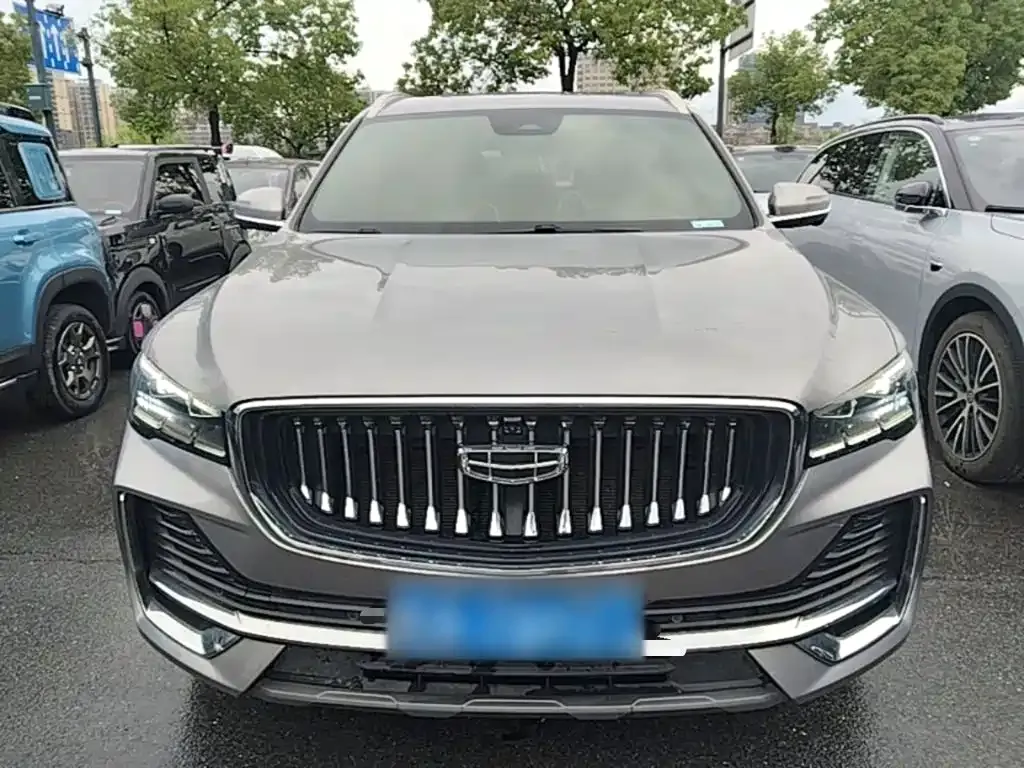 Geely Xingyue L — фото 10