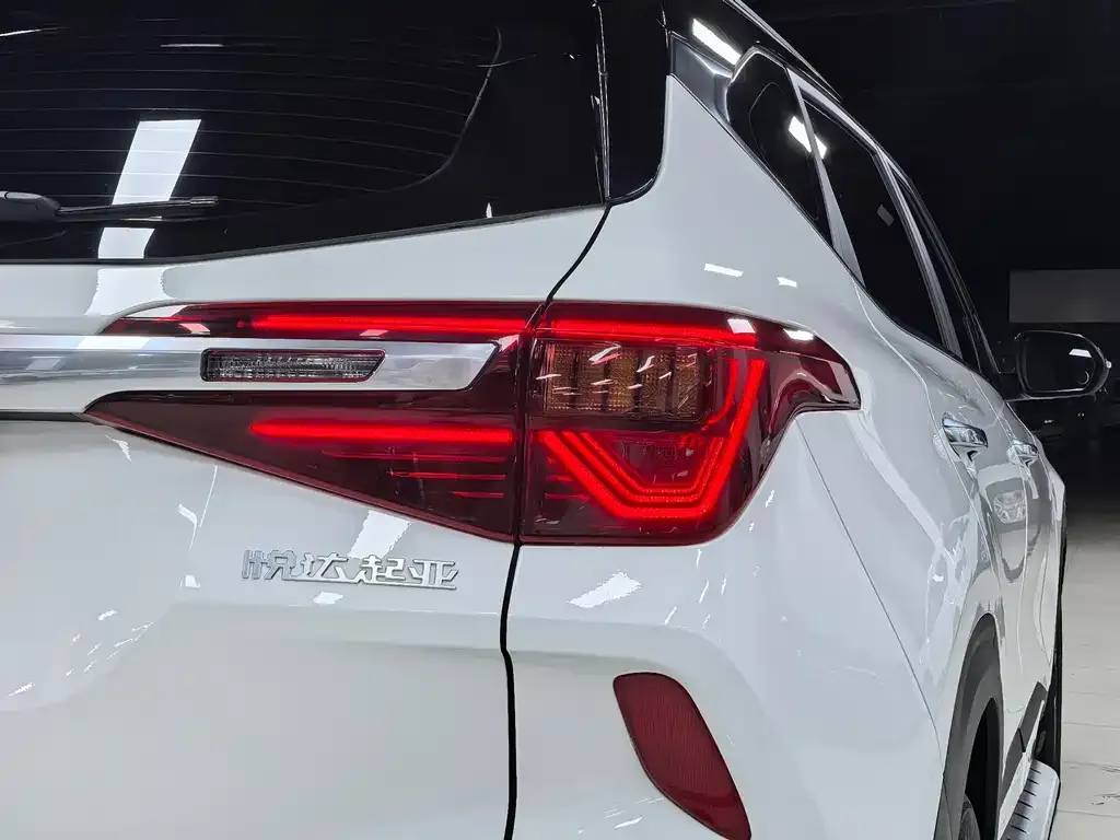 Kia KX3 — фото 10