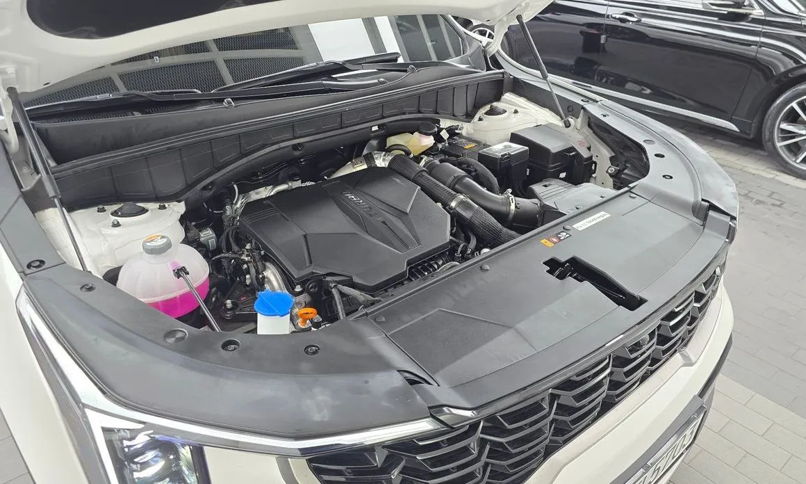Kia Sorento — фото 10