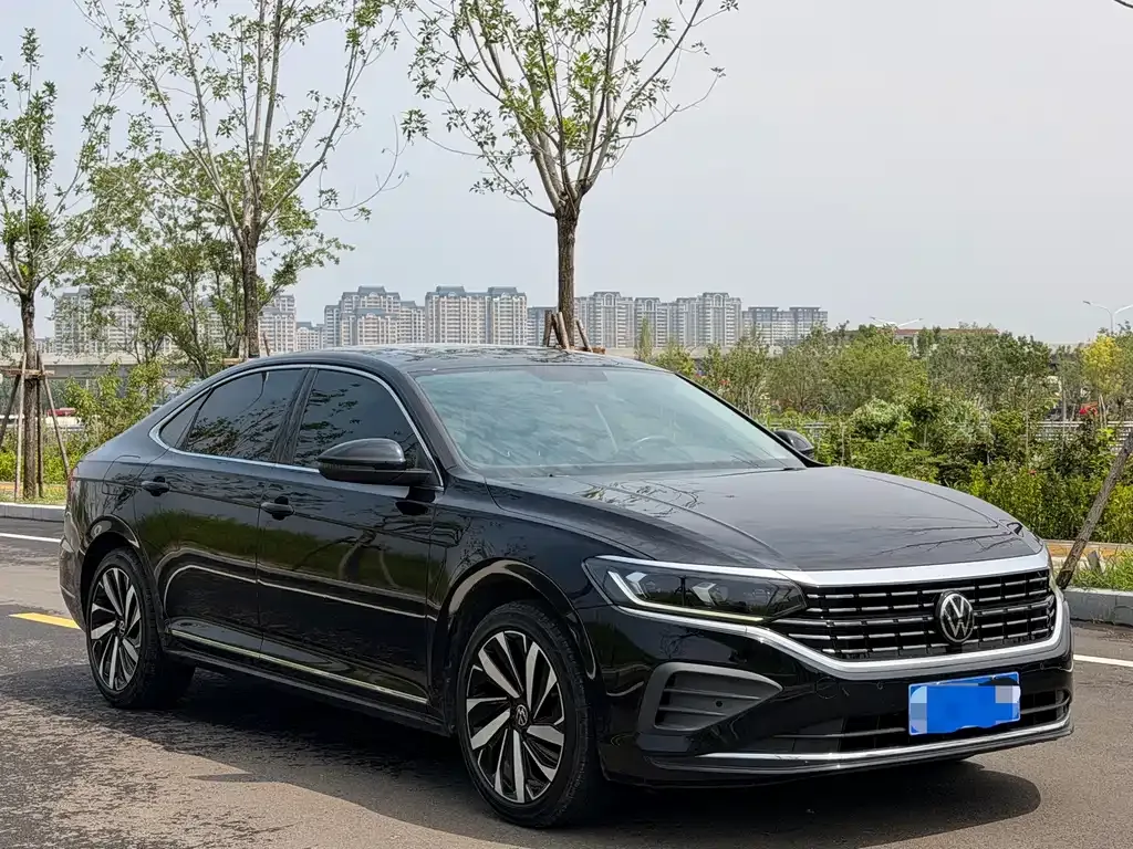 Volkswagen Passat — фото 7