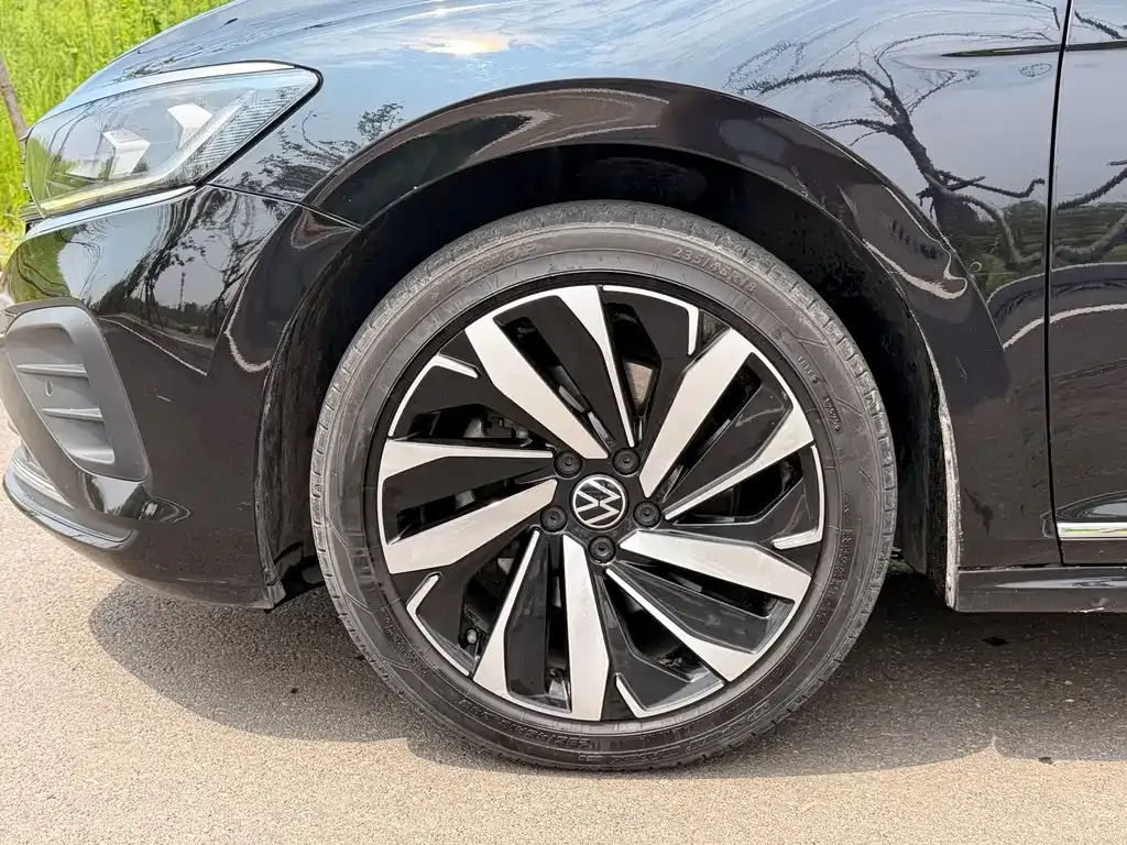 Volkswagen Passat — фото 5