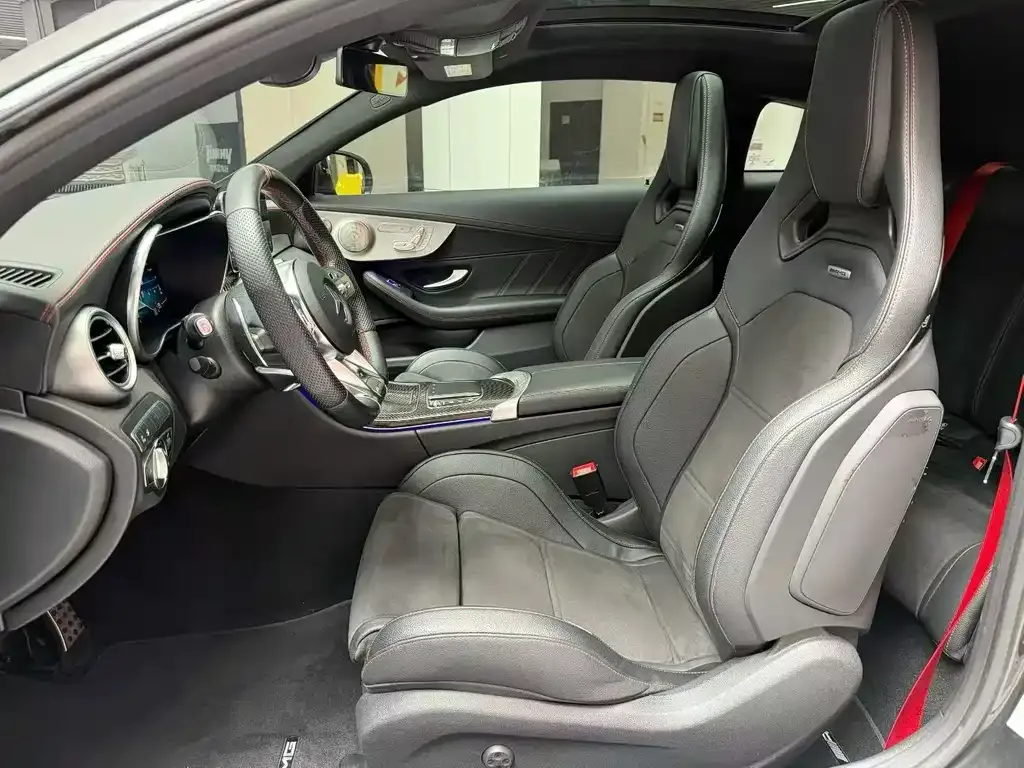 Mercedes-Benz C-Class AMG — фото 8