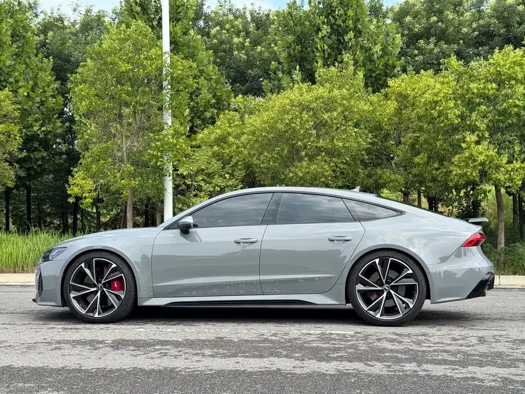 Audi RS 7 — фото 9