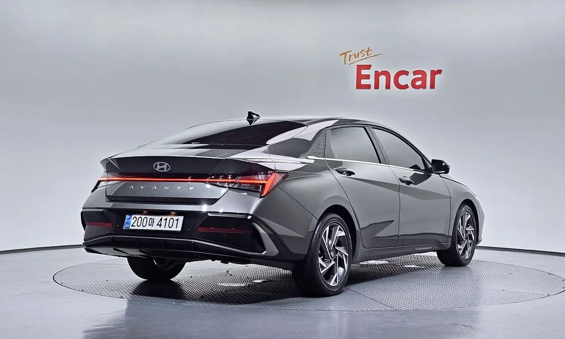 Hyundai AVANTE — фото 2