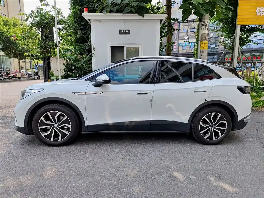 Volkswagen ID.4 X 2024 из CN, фото 9