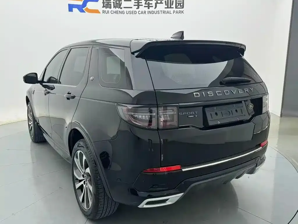 Land Rover Discovery Sport — фото 2