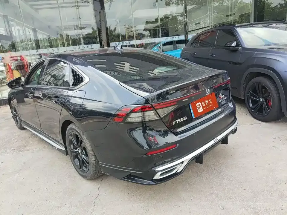 Honda Accord — фото 5