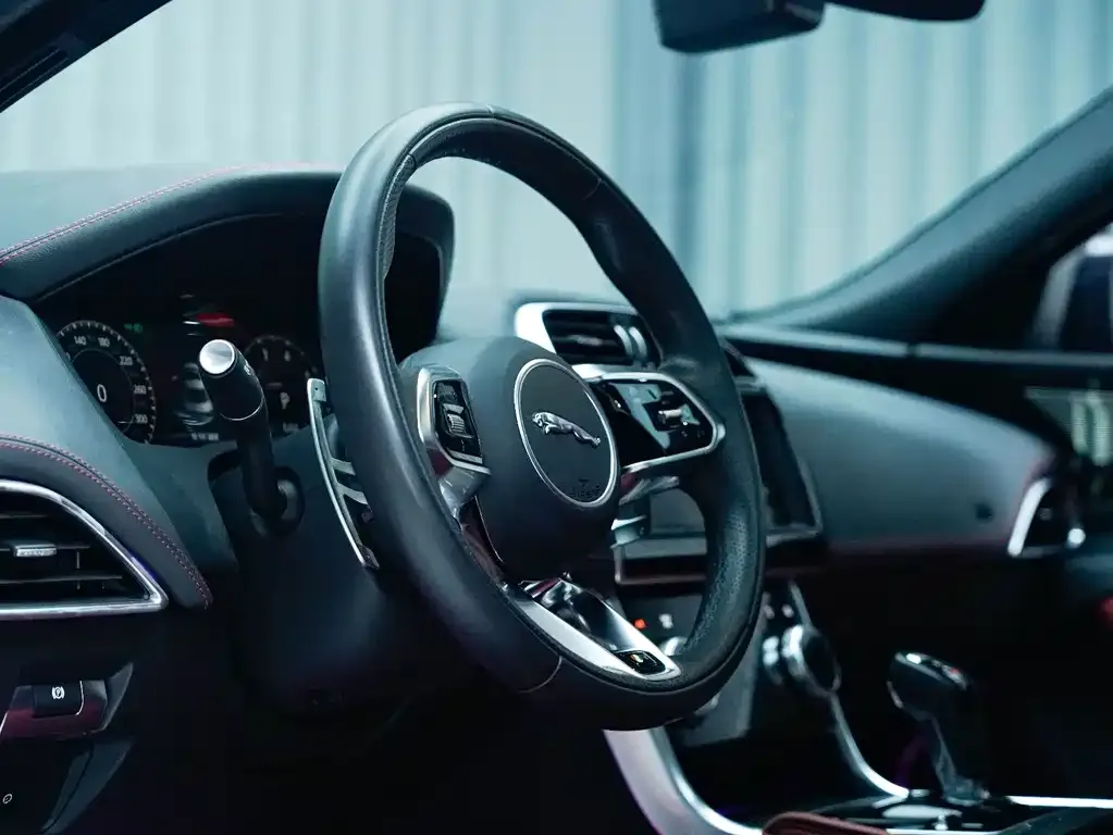 Jaguar XEL 2024 из CN, фото 2