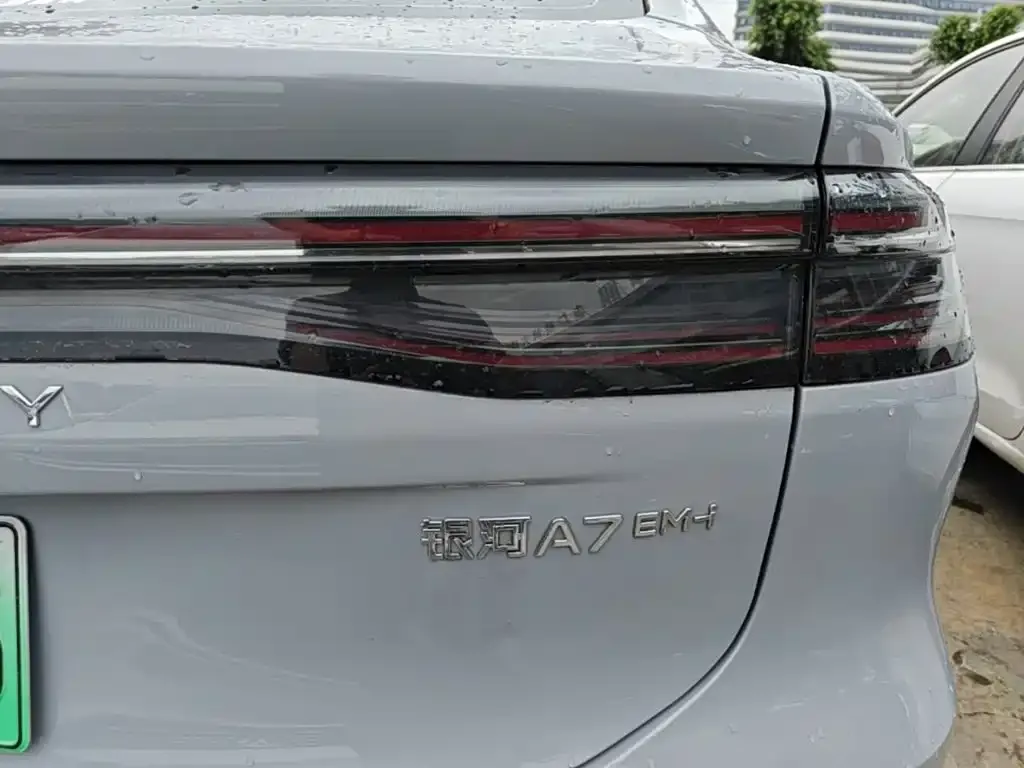 Geely 银河A7 EM 2025 из CN, фото 2