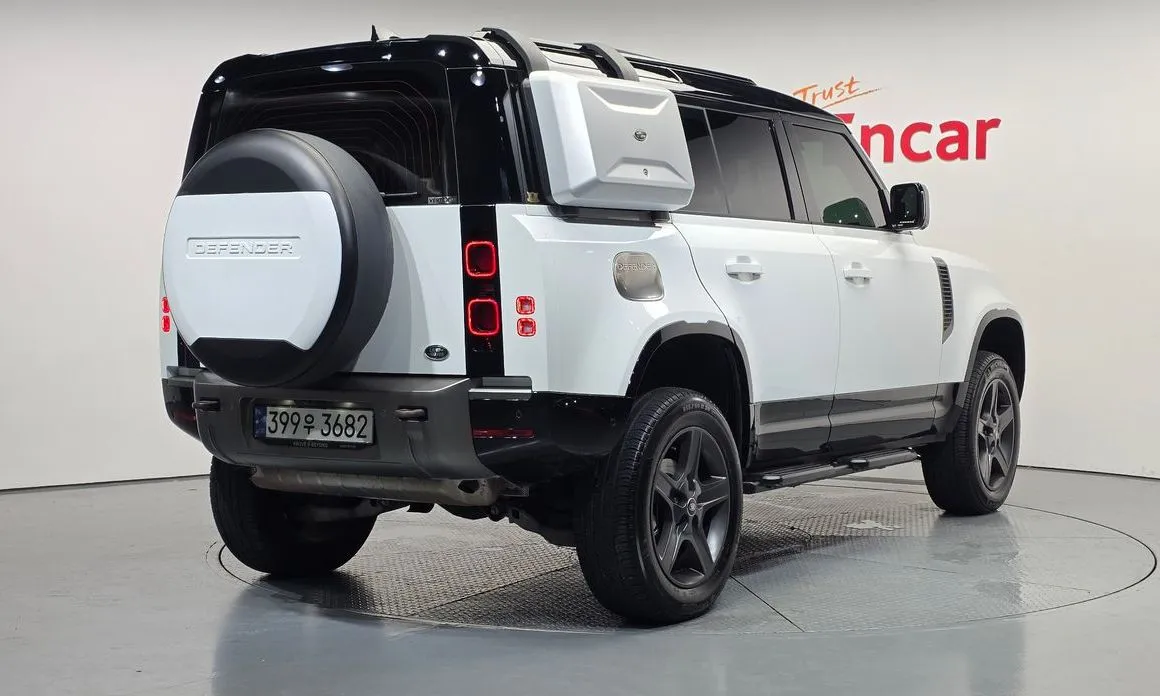 Land Rover Defender — фото 5