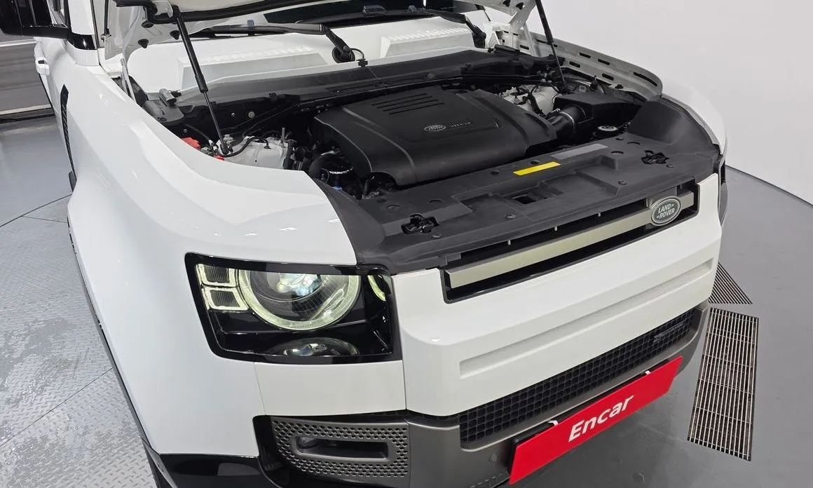 Land Rover Defender — фото 10