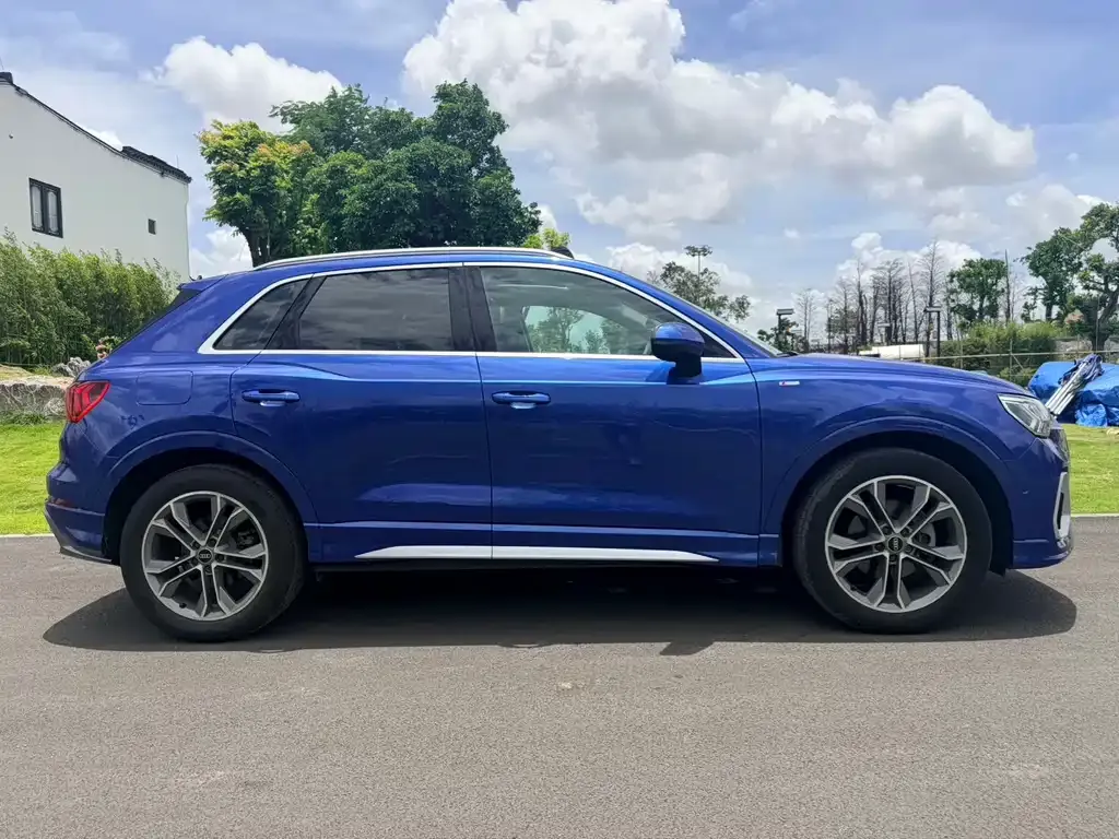 Audi Q3 — фото 2