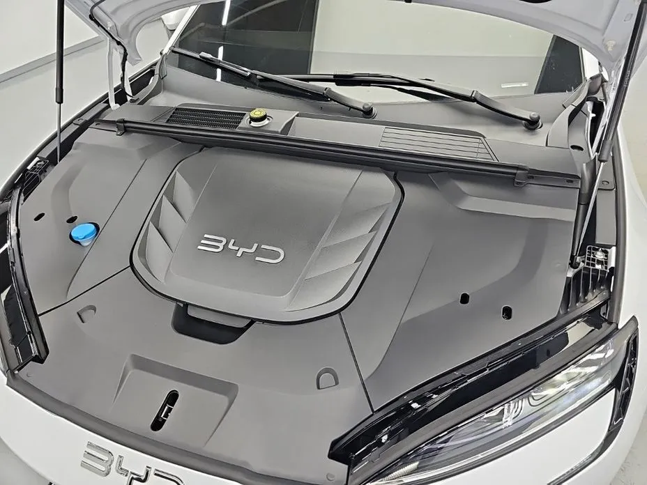 BYD Seal — фото 6