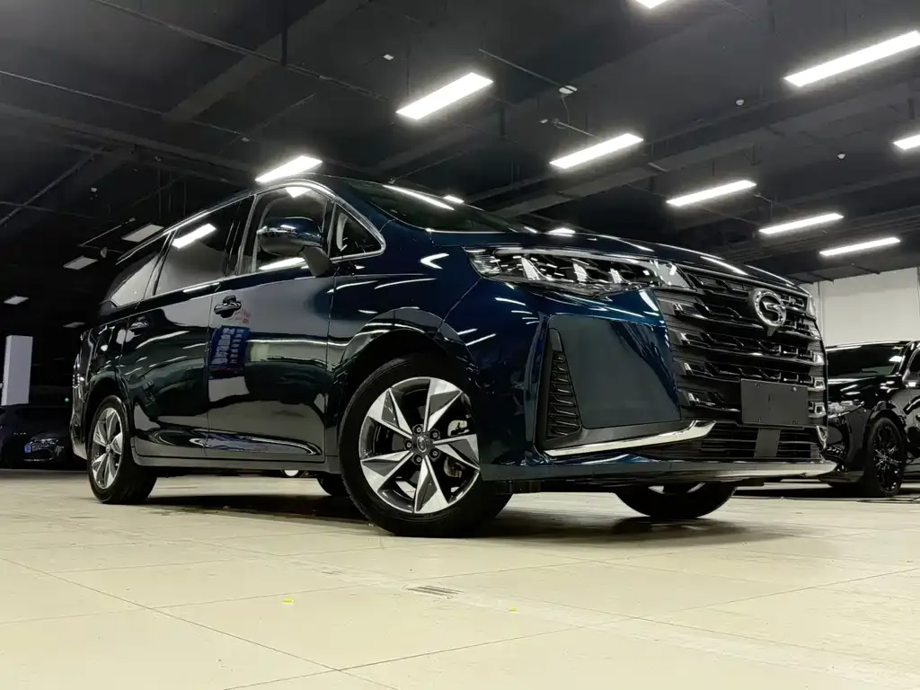 GAC Motor Trumpchi M6 — фото 4