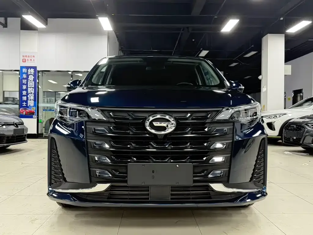 GAC Motor Trumpchi M6 — фото 8