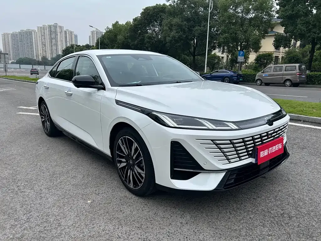 Changan Eado — фото 10