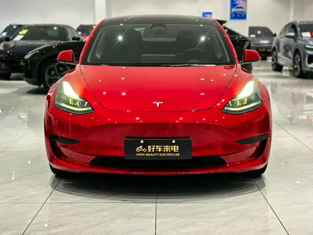 Tesla Model 3 — фото 6