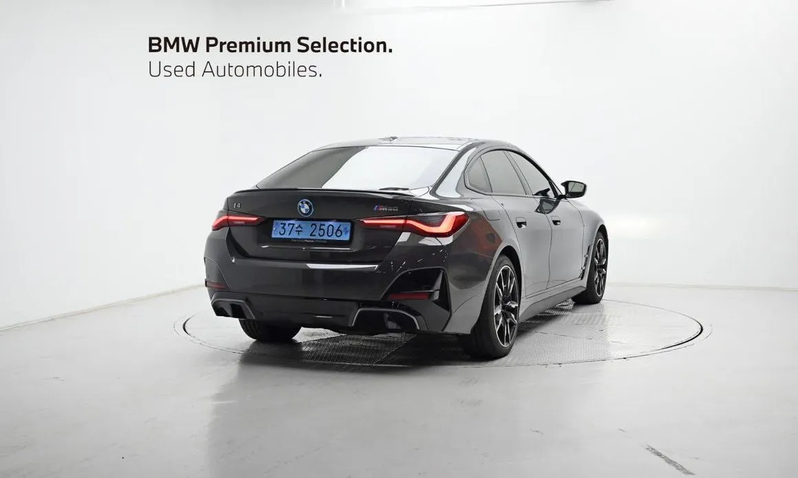 BMW i4 — фото 5