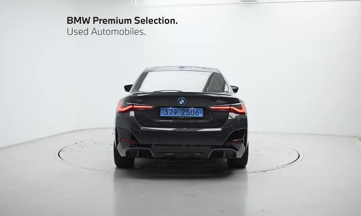 BMW i4 — фото 3