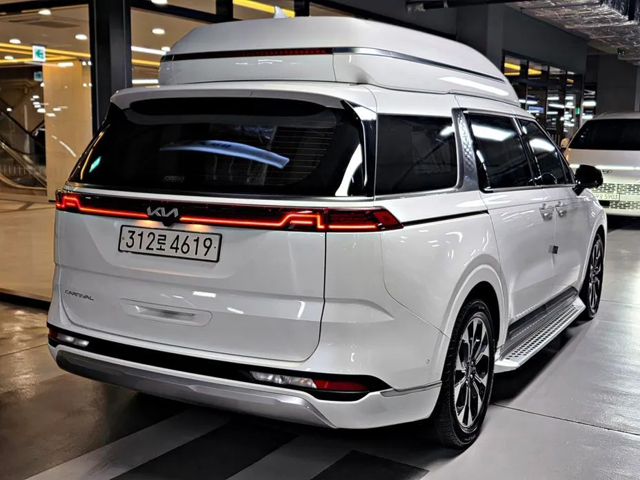 Kia Carnival — фото 8