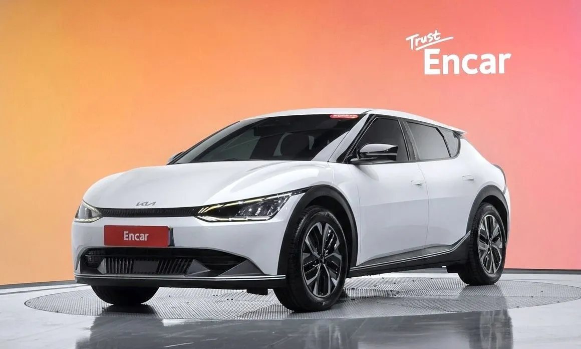 Kia EV6 — фото 1