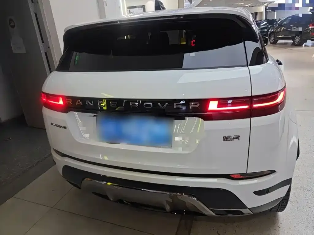 Land Rover Evoque — фото 7