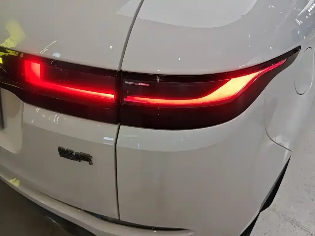 Land Rover Evoque — фото 2