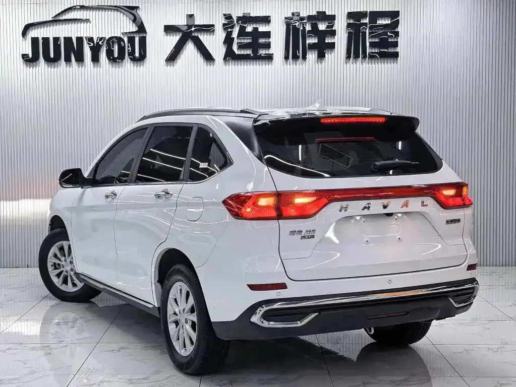 Haval M6 — фото 6