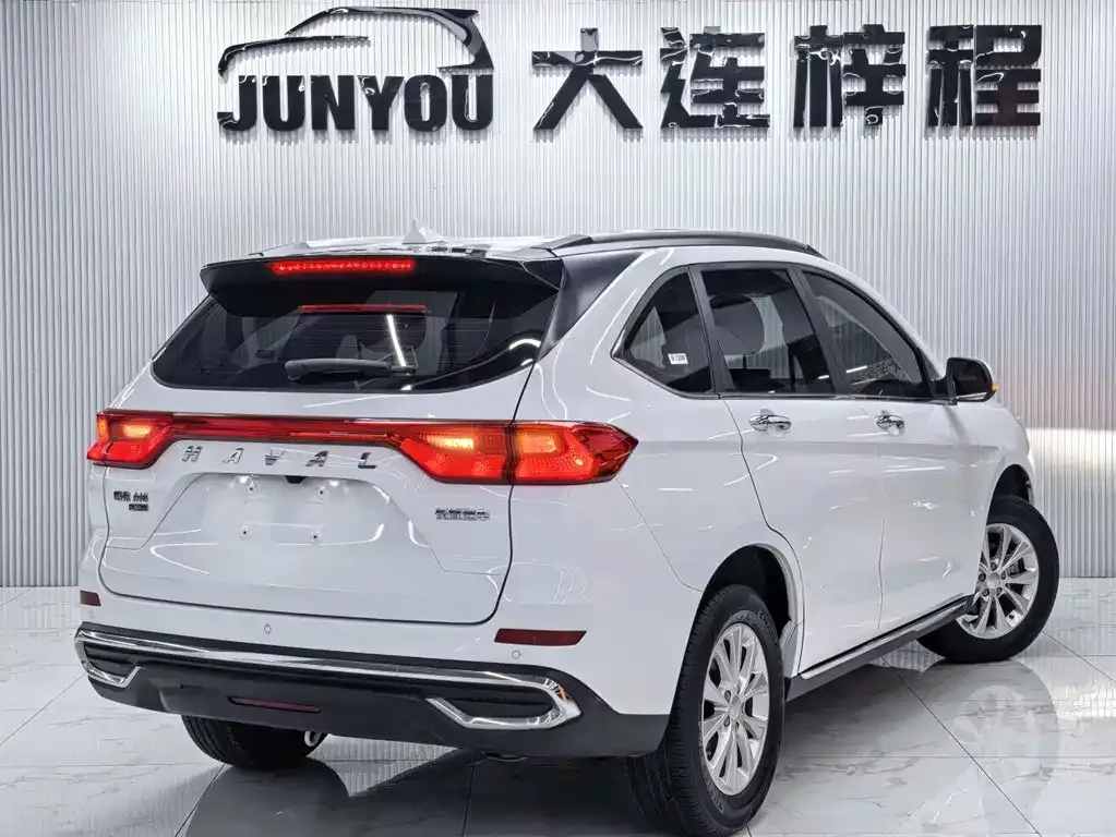 Haval M6 — фото 4
