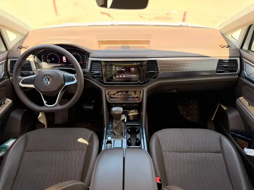 Volkswagen Viloran 2022 из CN, фото 9