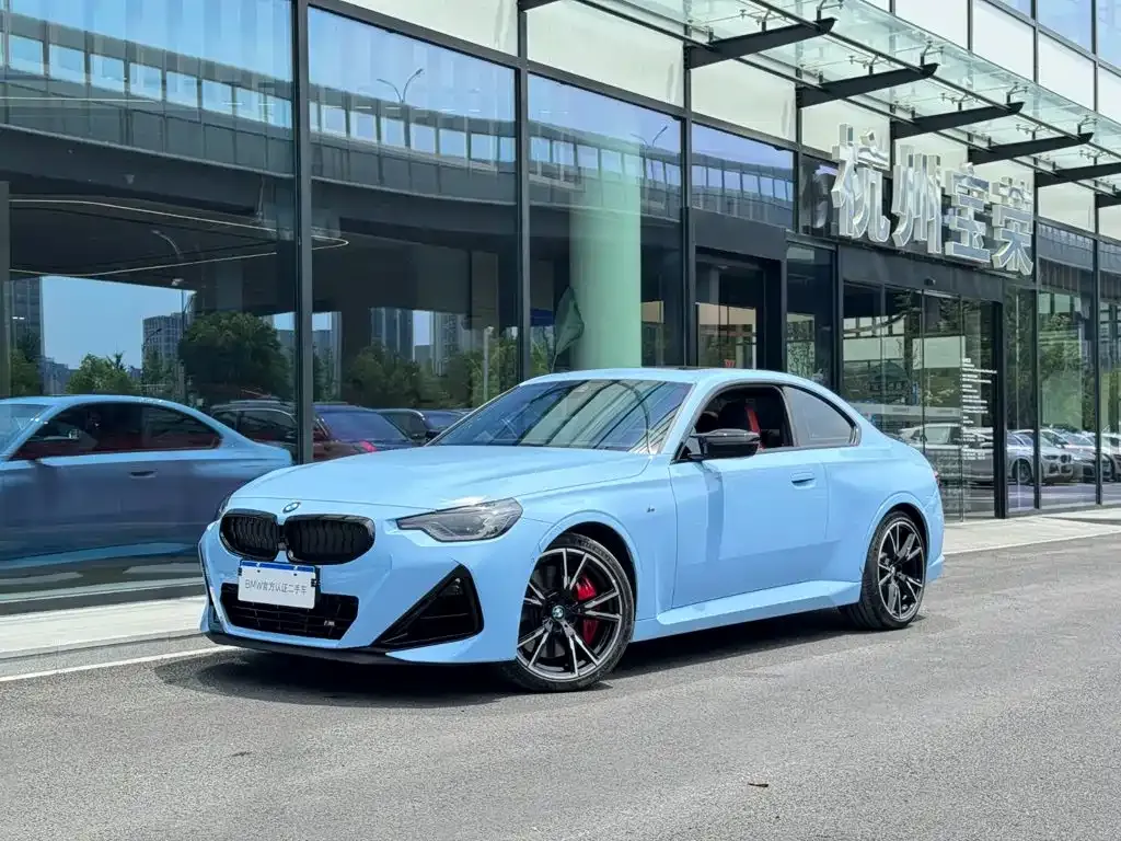 BMW M240i — фото 1