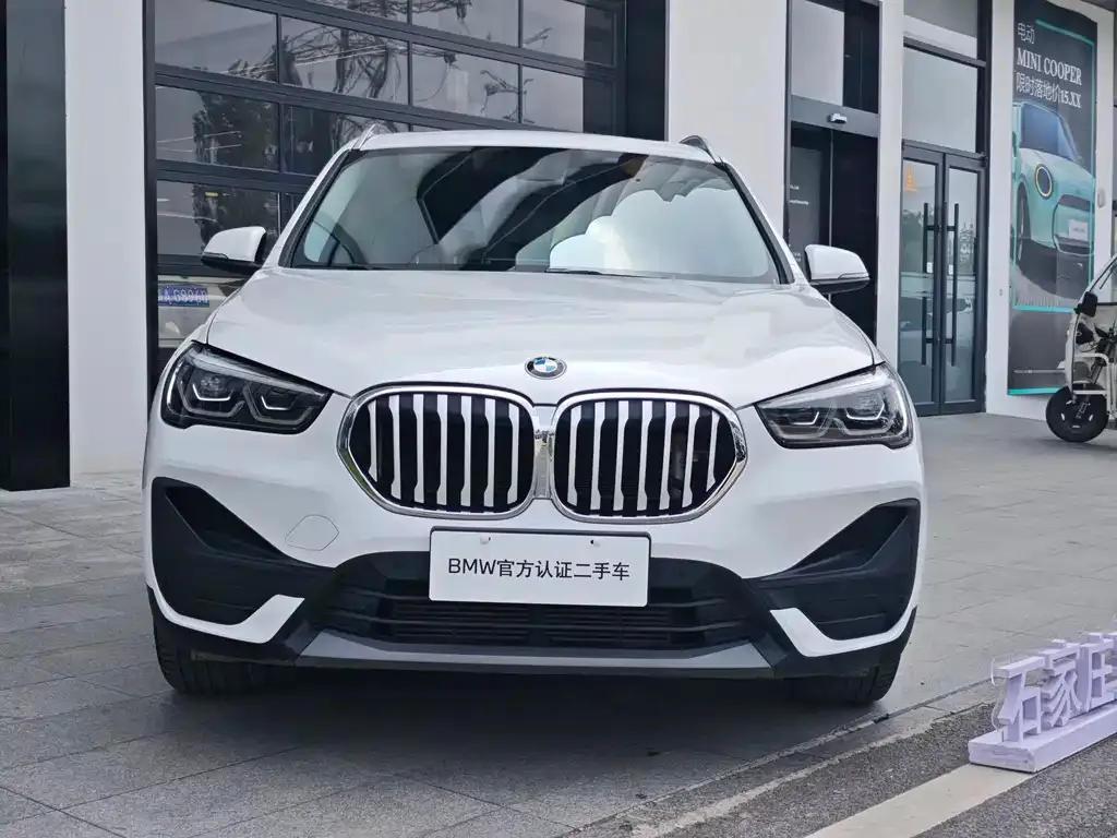 BMW X1 — фото 3