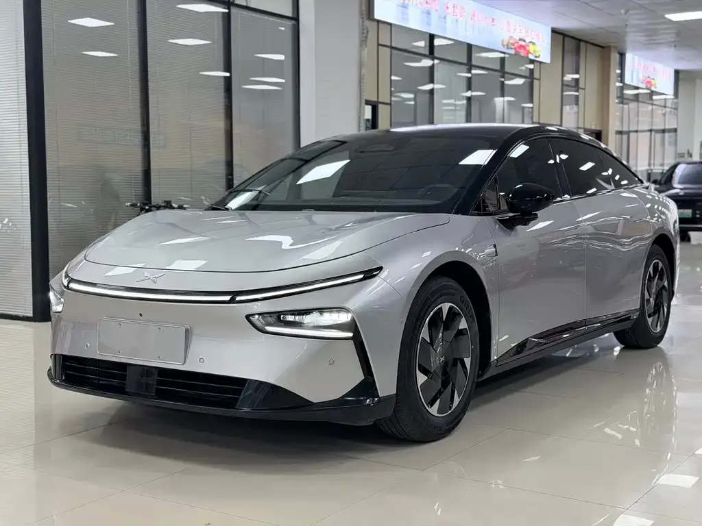 XPeng P7+ — фото 1
