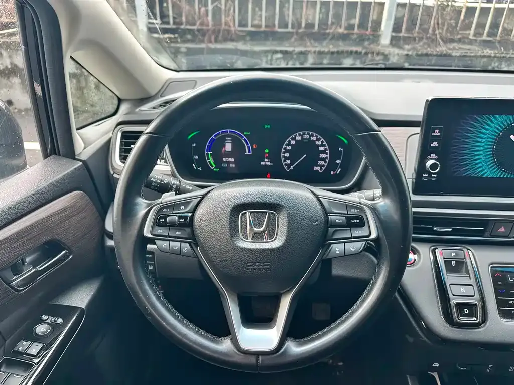 Honda Odyssey — фото 2
