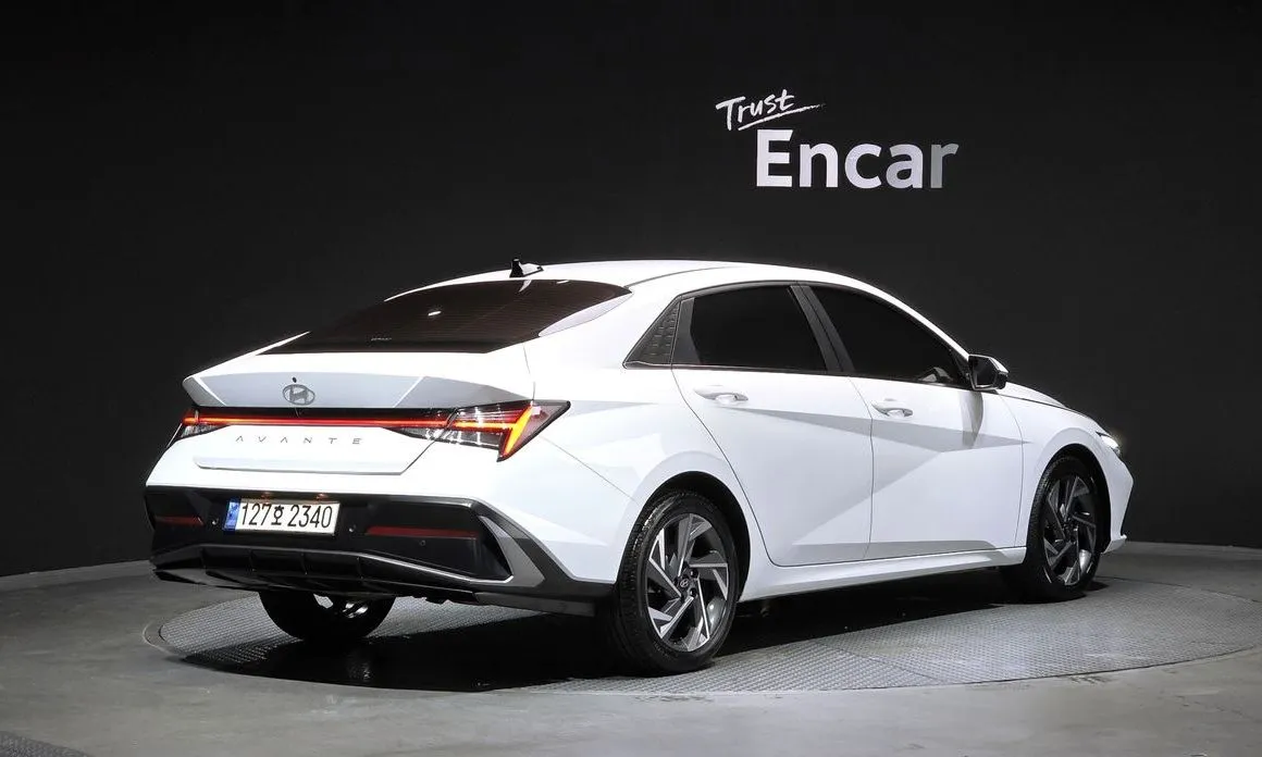 Hyundai AVANTE — фото 4