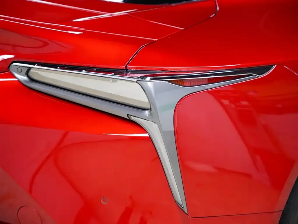 Lexus LC — фото 9