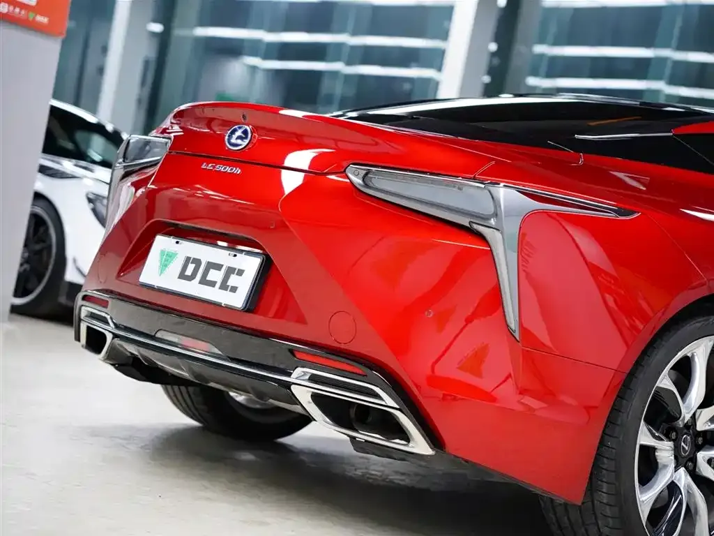 Lexus LC — фото 10