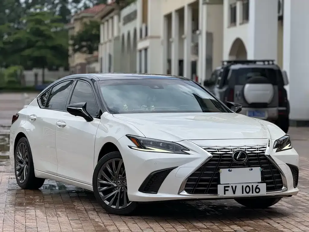 Lexus ES 2024 из CN, фото 6