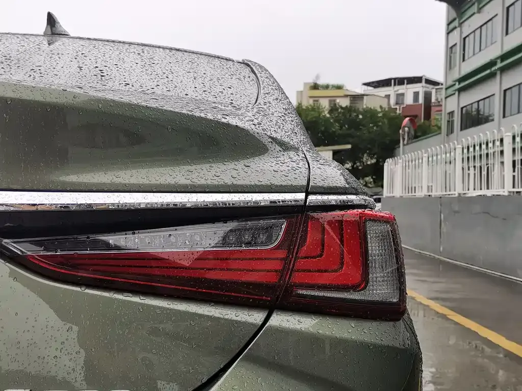 Lexus ES — фото 9