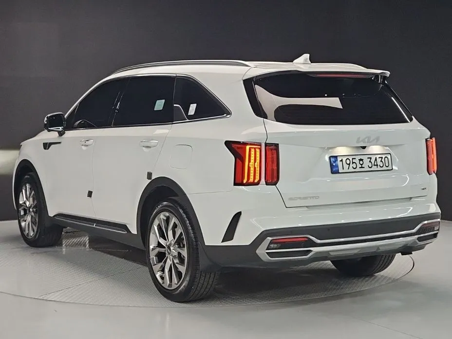 Kia Sorento — фото 3