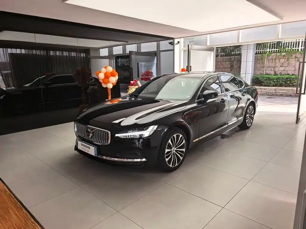 Volvo S90 — фото 5