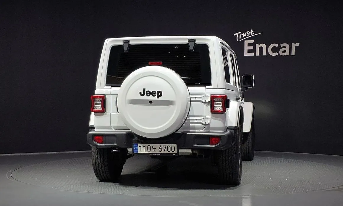 Jeep Wrangler 2022 из KR, фото 7