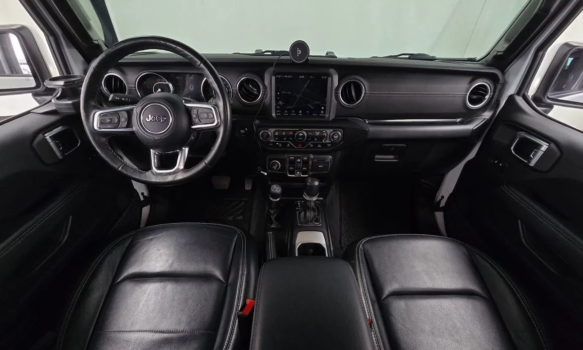 Jeep Wrangler 2022 из KR, фото 9